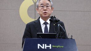정부 “강호동 농협회장, 사업비 빼돌려 선거 조력자에 답례…수사 의뢰”