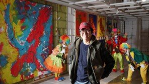 “전시를 보는 건지, 연극을 보는 건지… 벽 허물고 싶었어요”
