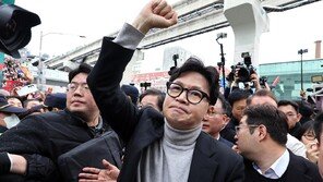 한동훈 “尹 복귀 반대 결의?…어차피 감옥 있는데 그게 절연인가”