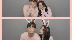 서인국·지수 현실 커플 케미…귀여운 포즈로 찰칵