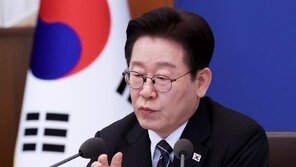 李, 주한미군 무기 반출에 “대북억지전략엔 문제없어”