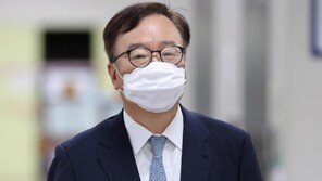 ‘한·미 정상 통화 유출’ 강효상 前 의원 징역형 집행유예 확정