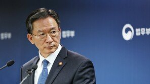 정성호 ‘공소취소 거래설’에 “황당한 음모론”
