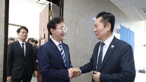 전재수 만난 정청래 “지선에 당 명운 걸려…서울·부산 중요”