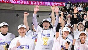 ‘챔프전 직행’ 도로공사 김종민 감독 “어느 팀도 쉽지 않아…더 많이 준비할 것”