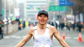 국내외 러닝 논문 보며 맹훈, 2연패 결실