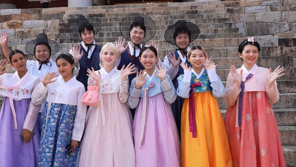 부산, 외국인 관광객에 이심 공짜로 준다