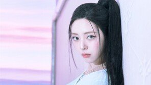 있지 유나, 냉동고 안에 누워있네…인간 ‘아이스크림’