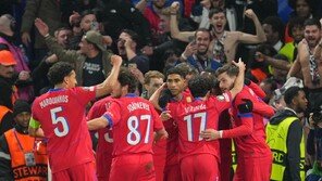 이강인 교체 출전한 PSG, UCL 8강 진출…첼시 합계 8-2 완파