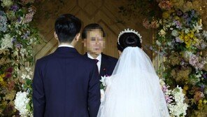 작년 초혼 부부 20%가 ‘신부 연상’…동갑 부부도 17%