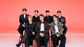 BTS “타이틀곡 ‘스윔’, 평양냉면처럼 담백…한국 흥과 문화 녹였다”