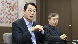 정명근 “데이터는 정책 나침반…‘화성형 주거 복지’ 정조준