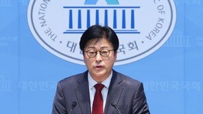 징계 정지된 김종혁 “당지도부 반헌법적 행위, 법원이 지적한 것”