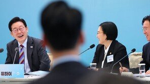 李대통령 “기술탈취·갑질, 중소기업 혁신 의지 갉아먹어”