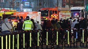 뒷모습까지 빛났다…아미들 ‘쓰레기’ 챙기며 질서있는 귀가