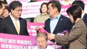 [정치 한 컷]정치인에게 삭발이란?