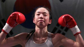 의사 복서 서려경, 亞챔피언 올라