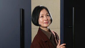“가족-관계 파고든 30년… 반대편 누군가가 삶을 붙드는 힘”