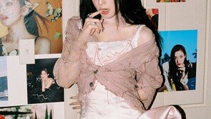 레드벨벳 아이린, 솔로 첫 정규 하라메 공개…다채로운 매력 예고