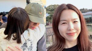 “눈물 터진 엄마 다독여줘”…김지선, ‘공군 입대’ 듬직한 큰아들과 포옹