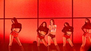 제니, 페스티벌 퀸 입증