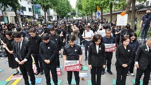 교육위, 반복된 ‘악성 민원’ 교권침해 인정…학교 200m 혐오시위도 금지