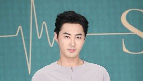 전진, 김동완 논란 속 신화 데뷔 28주년 소감…“멤버들 자리 지켜 고마워”