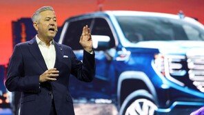 [속보]GM “韓 사업장에 8800억원 투자…소형SUV 생산거점”