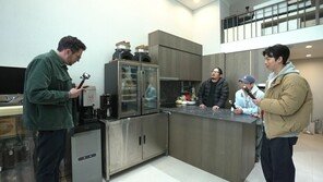 ‘흑백’ 김도윤 셰프, 여자친구와 함께 사는 성수동 집 최초 공개
