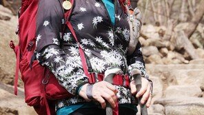 “북한산 덕분에 딸과 제가 고난을 이기고 우뚝 섰어요”[양종구의 100세 시대 건강법]
