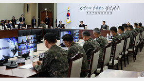천안함 유족 “北 사과 받아달라” 李 “사과하란다고 하겠나”