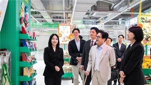 명동 올리브영 찾은 이재현 CJ 회장 “美서도 K뷰티 생태계 구축”