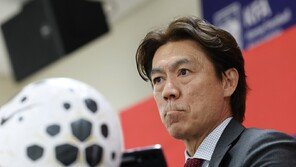 신문선, ‘연봉 20억’ 홍명보 저격…“월드컵은 감독의 놀잇감 아니다”