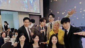이민우 결혼식, 신화 부부동반 총출동…신혜성은 없네