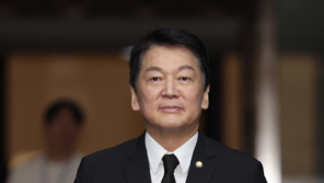 안철수 “한화솔루션 아니라 한화트러블…주주가 물주냐”