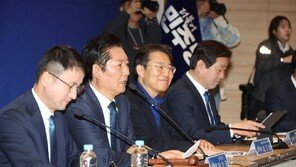 與 “추경안 제출 즉시 심사·4월 10일 본회의 처리…산업 동맥경화 뚫겠다”