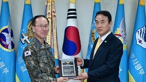 쓰리에이치, 공군에 3H지압침대 50대 기증…”장병 건강 증진“
