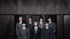 방탄소년단, 2주 연속 한터차트 1위…국내외 주요 차트 접수