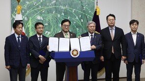 장동혁, 우원식 설득에도 개헌 반대…의장실 “조경태 등 몇몇은 찬성”