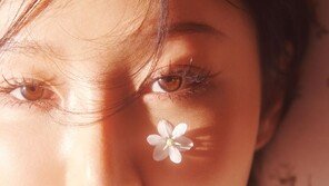 화사, 아이들과 함께 누워 ‘So Cute’