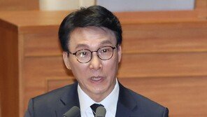 김민석 “굳이 선거에 영향 주려 추경 필요한 상황 아니다”