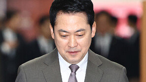 [사설]與에 지지율 30%P나 뒤진 국힘… 그냥 앉아서 고사할 참인지