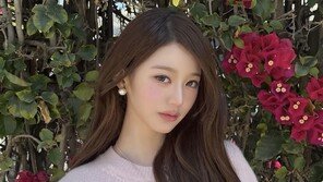 아이브 장원영, 꽃보다 아름다운 미모…시선 집중