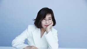 이선희, 15일 신보 ‘이제야 사랑이 보이네’ 발매…4년 만의 컴백