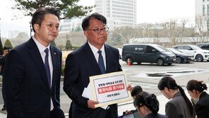 ‘박상용 녹취록 제출’ 서민석 변호사 “녹음 원본, 조작이면 책임지겠다”