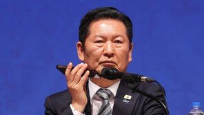 정청래, “경선 결과 가처분 신청은 공천불복 행위로 간주”…김관영 겨냥?