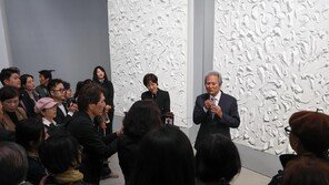 광화문 ‘세종대왕상’ 원형, 김해서 본다