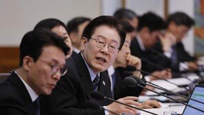 李 “무인기 유감” 반나절만에… 김정은 “솔직-대범한 사람”
