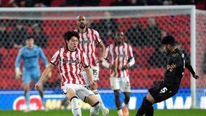 스토크 배준호·버밍엄 백승호, 잉글랜드 챔피언십서 나란히 패배