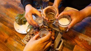“직장서 술 강요, 최대 17만원 벌금”…베트남, 음주 문화 규제 강화